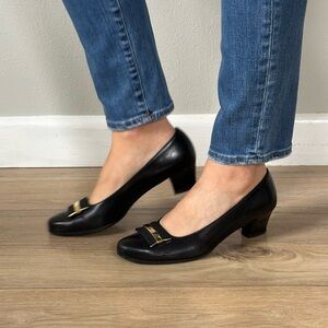 Size 6 Salvatore Ferragamo Italian Leather Pumps